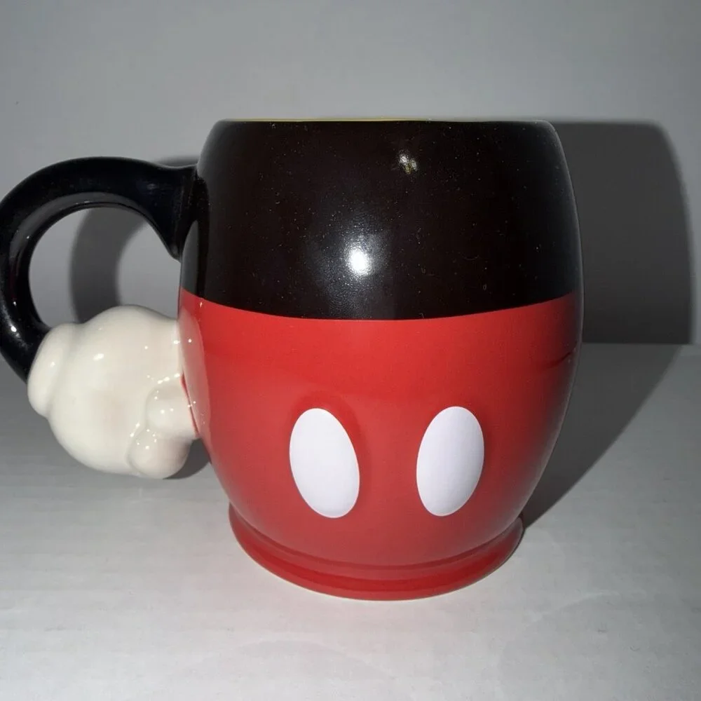 Walt Disney Parks 3D Arm Hand Handle Raised Mickey Mouse 16 oz Coffee Mug‎ Cup